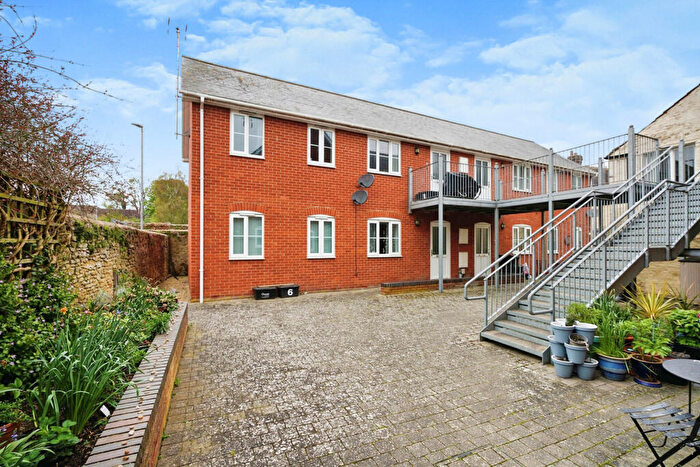 2 Bedroom Apartment To Rent In Gilberts Lane, Highworth, Swindon, SN6