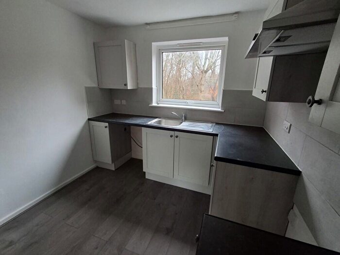 2 Bedroom Flat To Rent In Lilac Drive, Greenbank, CW8