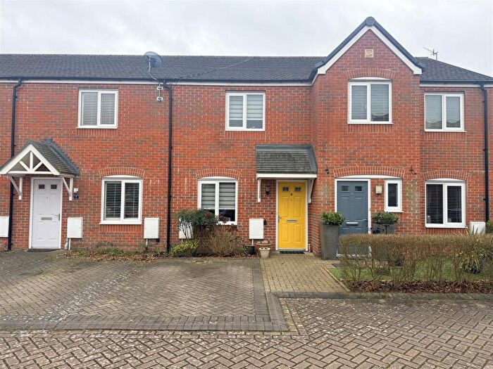 2 Bedroom Terraced House For Sale In Scholars Walk, Stourbridge, DY8