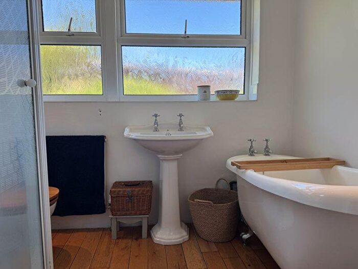 2 Bedroom Detached Bungalow For Sale In Northport Drive, Northport, Wareham, BH20 - Photo 6