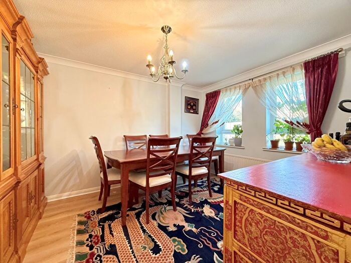 4 Bedroom Property To Rent In Lombardy Drive, Maidstone, ME14