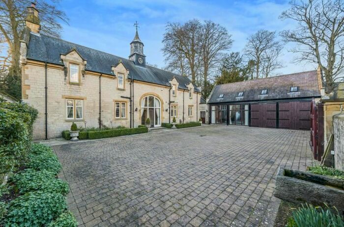 6 Bedroom Detached House To Rent In The Coach House, The Old Palace, Ripon, HG4