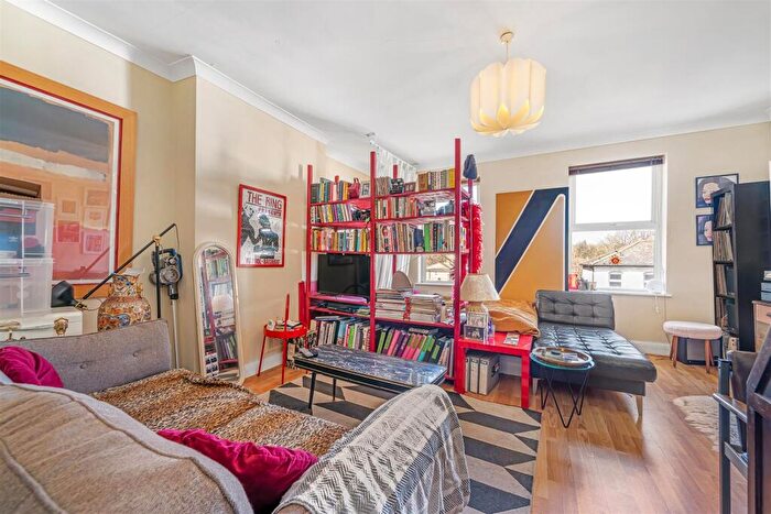 Studio To Rent In Maple Court, Blenheim Road, Penge, London, SE20