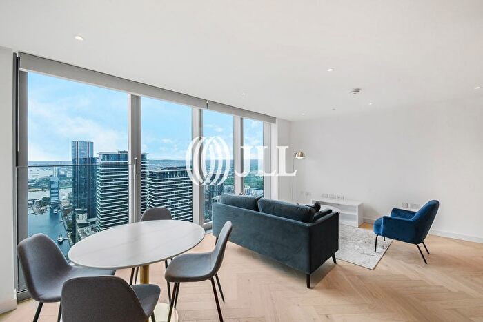 Studio For Sale In Marsh Wall, London, E14