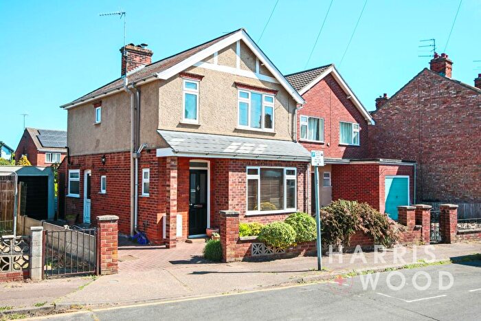 3 Bedroom Detached House For Sale In Causton Road, Colchester, Essex, CO1