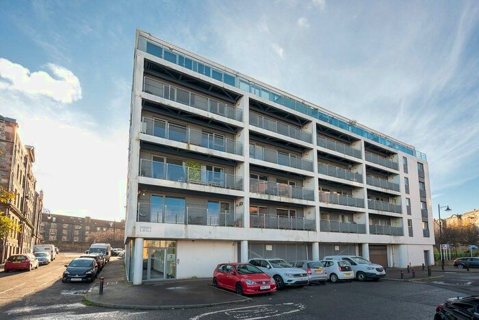 2 Bedroom Flat To Rent In Sheriff Brae, The Shore, Edinburgh, EH6