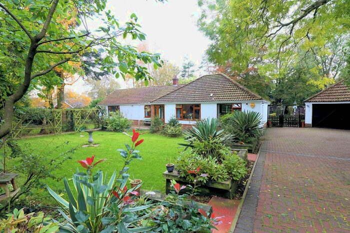 4 Bedroom Detached Bungalow For Sale In Main Road, Brookville, IP26