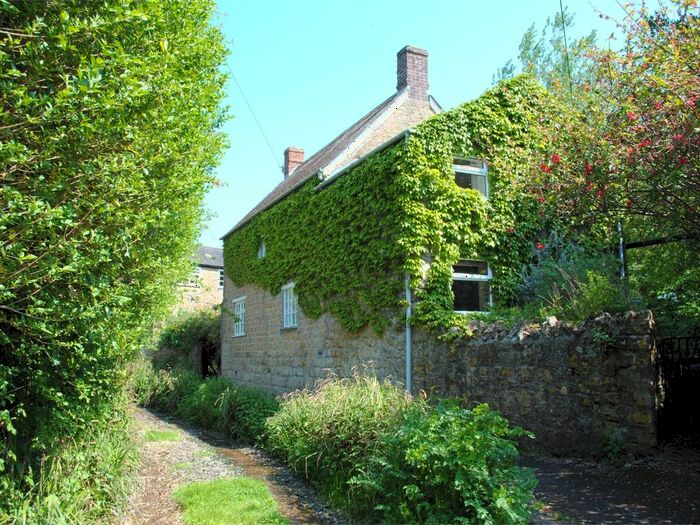 3 Bedroom Cottage To Rent In Shortmoor, Beaminster, DT8