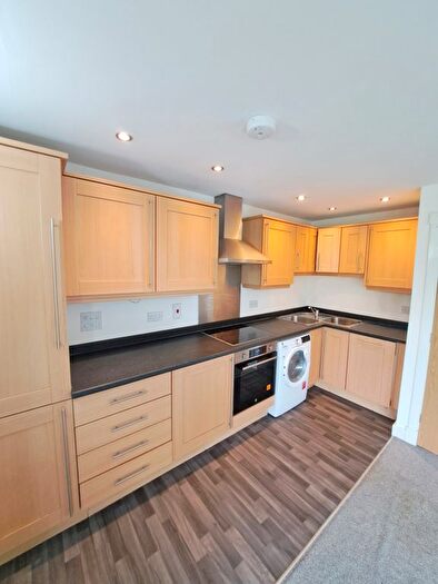 2 Bedroom Flat To Rent In Apartment, Cantilever Gardens, WA4