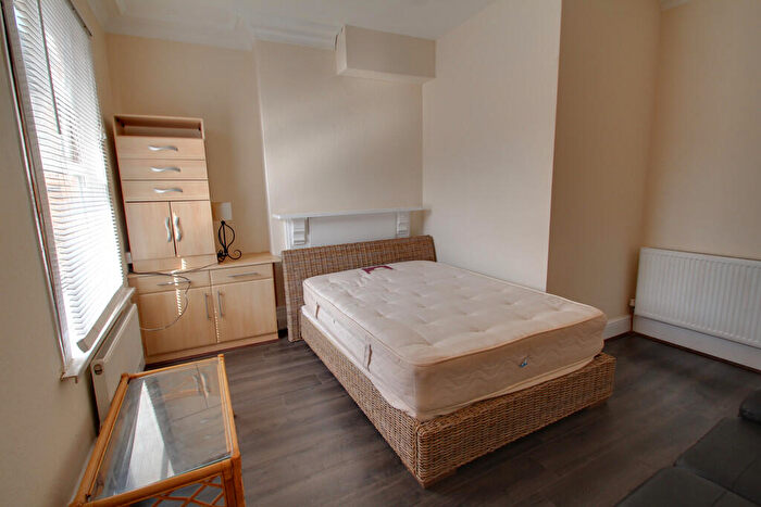 1 Bedroom Apartment To Rent In Fosse Road Central, Leicester, LE3