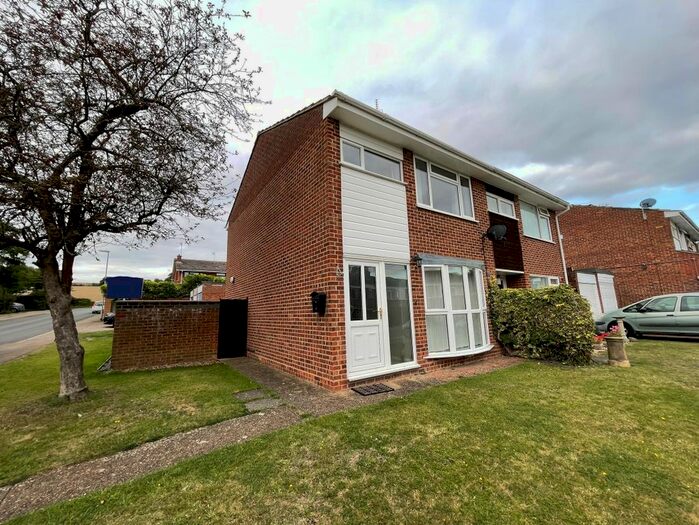 3 Bedroom Property To Rent In The Woodlands, Linton, Cambridge, CB21