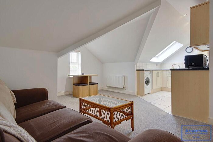 2 Bedroom Apartment For Sale In Wellington Road, Bournemouth, Dorset, BH8