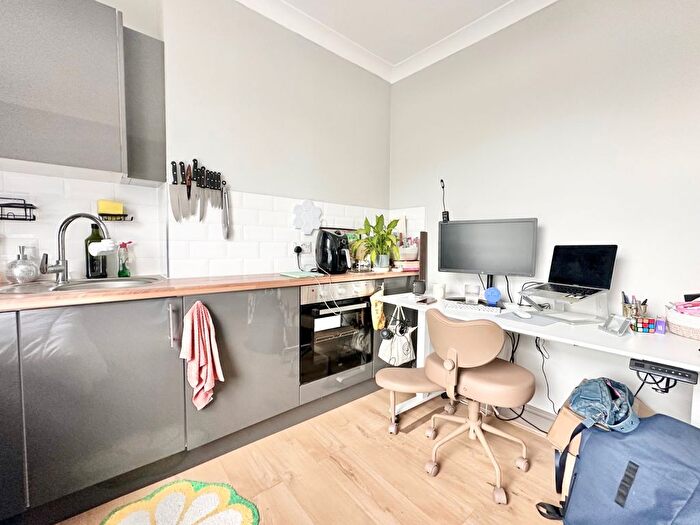 Studio To Rent In Iverson Road, NW6