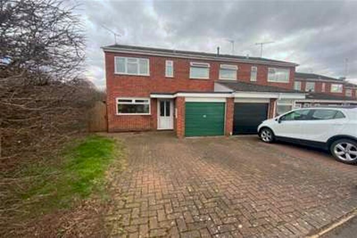 3 Bedroom House To Rent In Exham Close, Warwick, CV34