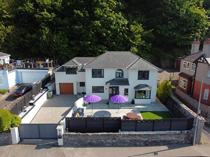 4 Bedroom House For Sale In High Street, Bangor, LL57