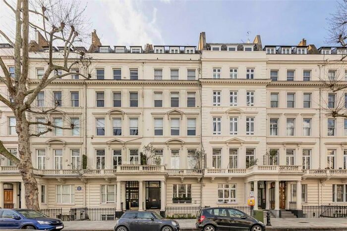 2 Bedroom Flat To Rent In Queen's Gate, London, SW7