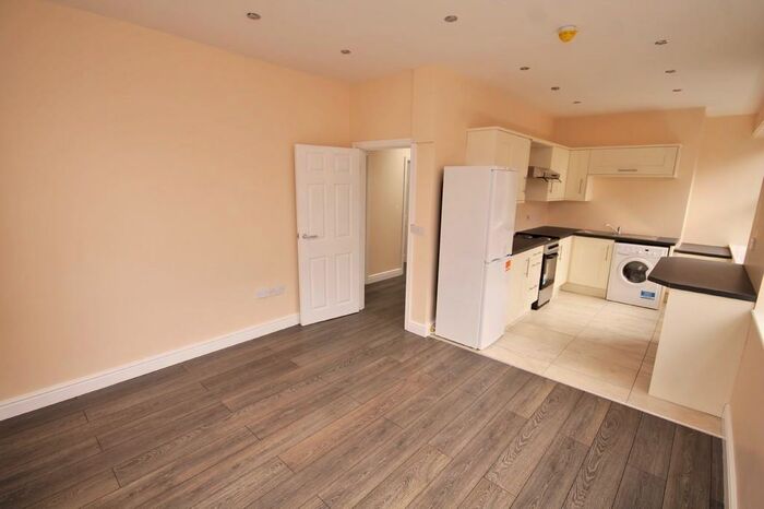 2 Bedroom Flat To Rent In Abbey Street, Nuneaton, CV11