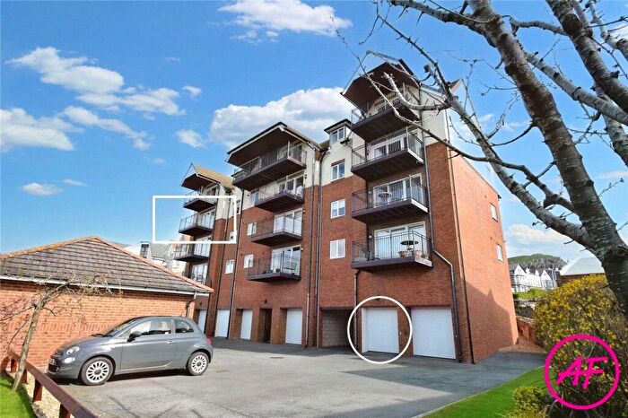 2 Bedroom Apartment For Sale In Belgravia Court, Deganwy Road, Deganwy, Conwy, LL31