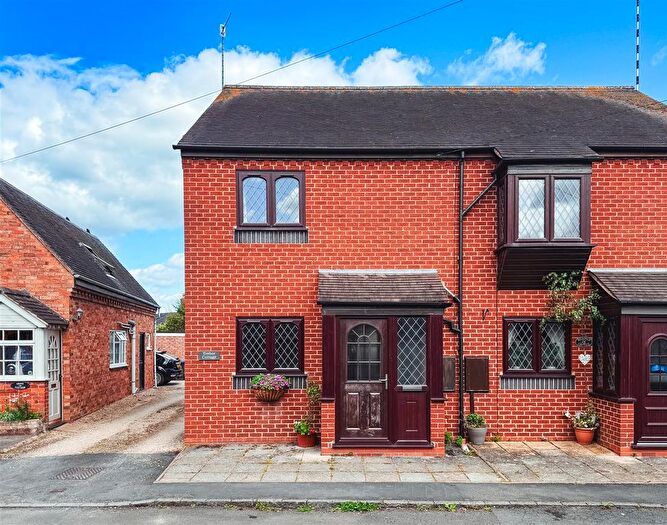 2 Bedroom Semi-Detached House To Rent In Mill Street, Kineton, Warwick, CV35