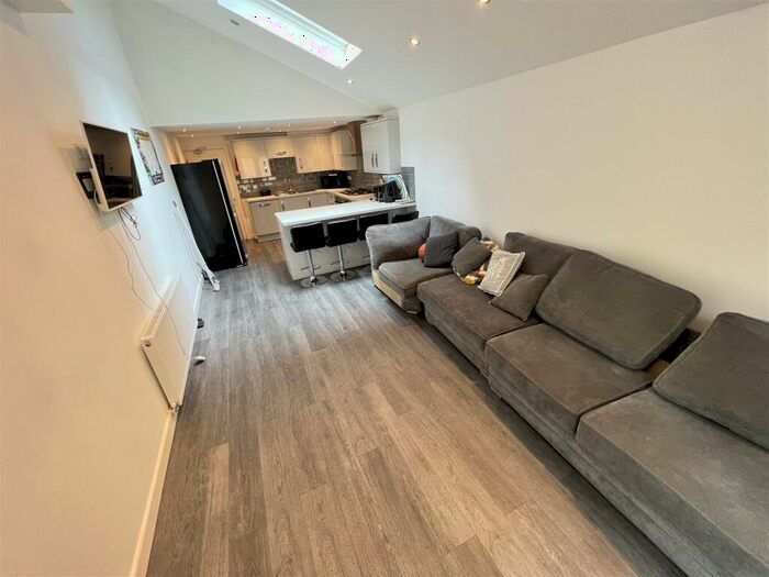 4 Bedroom End Of Terrace House To Rent In St. Georges Road, Coventry, CV1