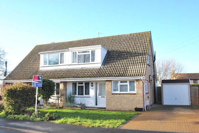 3 Bedroom Semi-Detached House For Sale In Ashmead Drive, Gotherington, Cheltenham, GL52