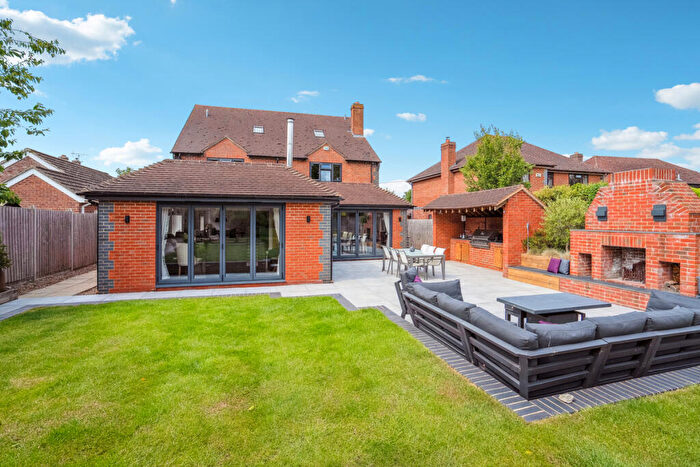 6 Bedroom Detached House For Sale In Wantage Road, Rowstock, OX11