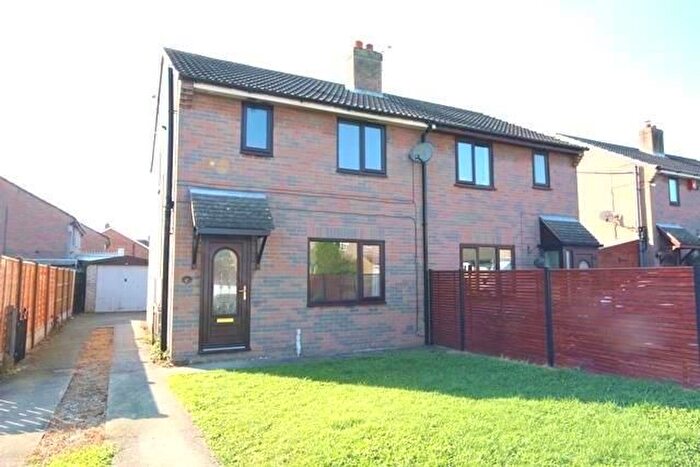 3 Bedroom Semi-Detached House To Rent In Millfield Drive, Camblesforth, Selby, YO8