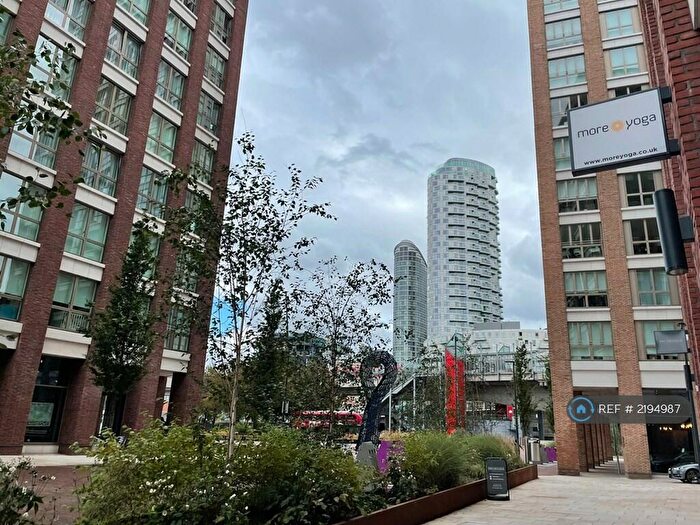 2 Bedroom Flat To Rent In Perseus Court, London, E14