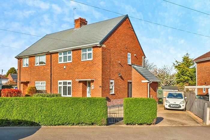 3 Bedroom Semi Detached House For Sale In Salterford Road, Hucknall, Nottingham, Nottinghamshire, NG15