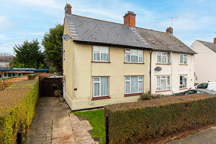 3 Bedroom Semi Detached House For Sale In Woodland Road, Chelmsford, Essex, CM1