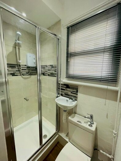 1 Bedroom Studio To Rent In Upper Clapton Road, London, E5