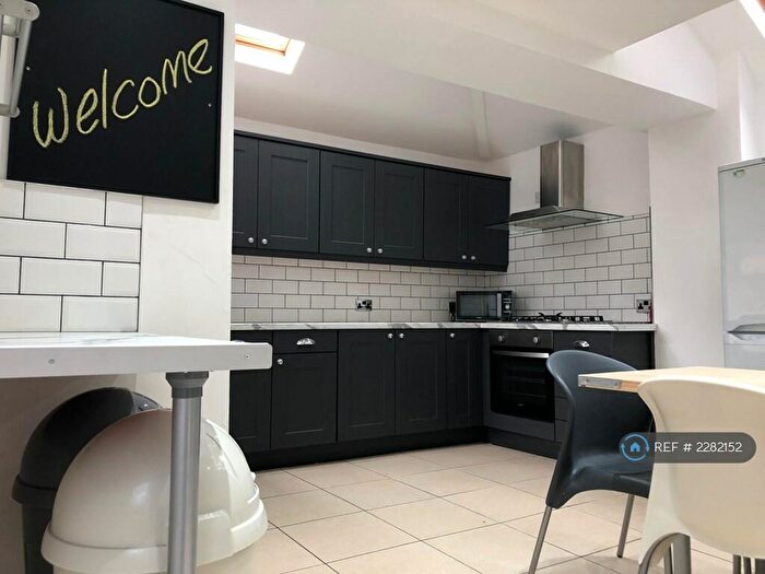 7 Bedroom Terraced House To Rent In Kenmare Road, Liverpool, L15