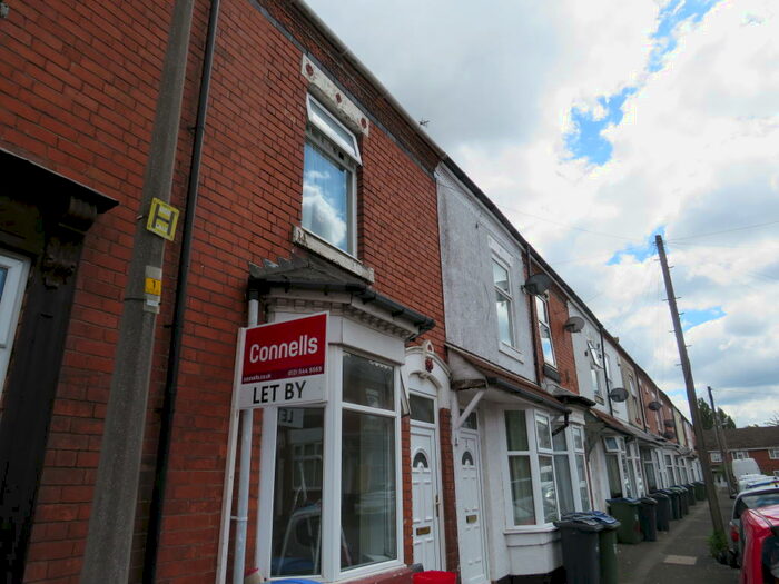 2 Bedroom Terraced House To Rent In Draycott Road, Smethwick, B66