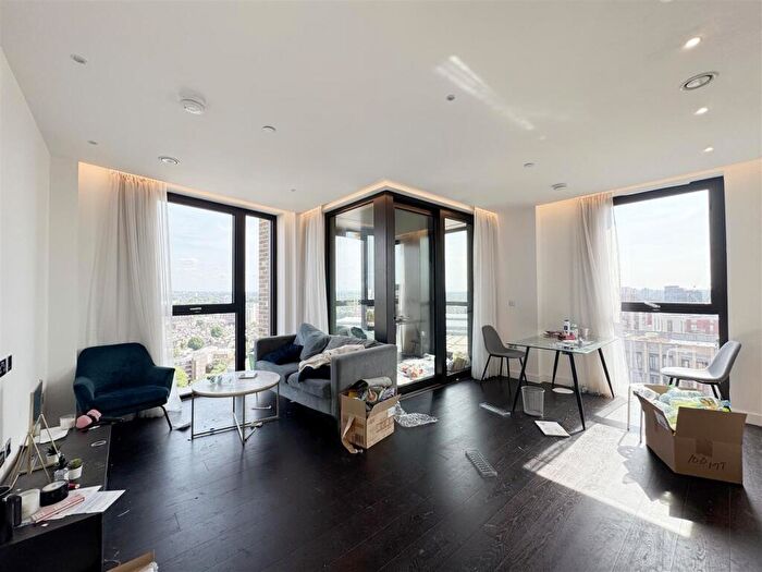 2 Bedroom Flat To Rent In Madeira Tower, The Residence, SW11