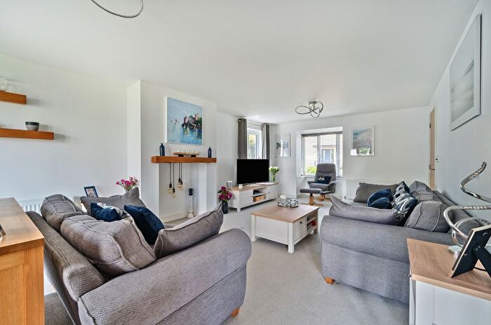 4 Bedroom Detached House For Sale In Waddeton Drive, Paignton, Devon, TQ4
