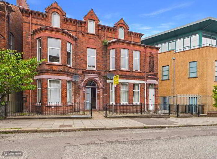 1 Bedroom Apartments For Sale In B The Mount, Belfast, BT5