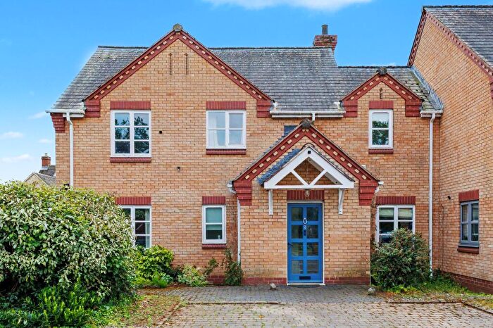 5 Bedroom Semi-Detached House For Sale In Todenham Road, Moreton-In-Marsh, GL56