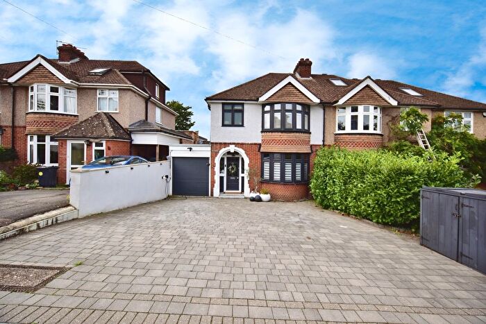 3 Bedroom Semi-detached House For Sale In Woodland Way, Maidstone, Kent, ME14