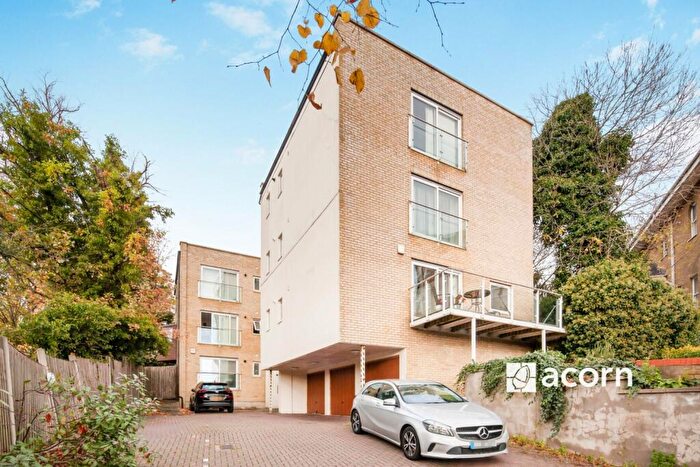 2 Bedroom Flat To Rent In Overhill Road London, SE22