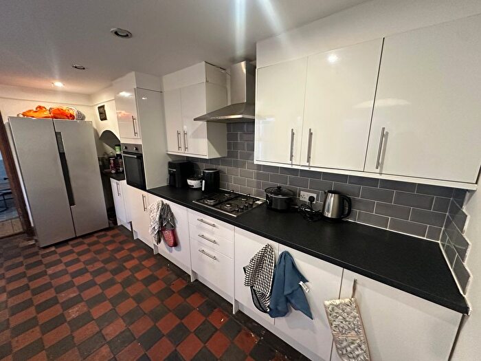 5 Bedroom Terraced House To Rent In Carholme Road, Lincoln, LN1