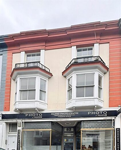 2 Bedroom Flat To Rent In Union Street, Ryde, Isle Of Wight, PO33