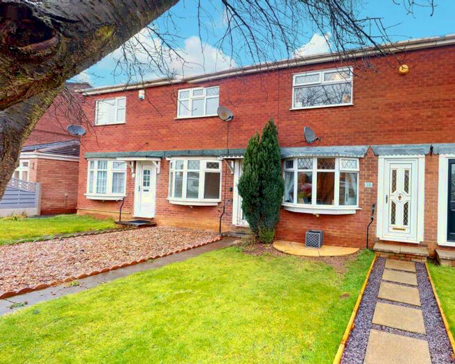 2 Bedroom Town House To Rent In Norfolk Close, NG20