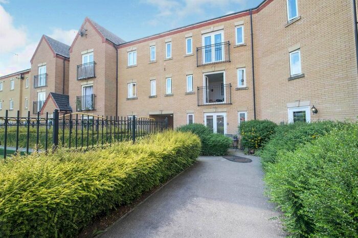 2 Bedroom Flat To Rent In Brook View, Grange Park, Northampton, NN4