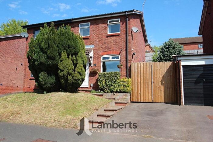 2 Bedroom Semi Detached House For Sale In Easenhall Lane, Matchborough East, B98