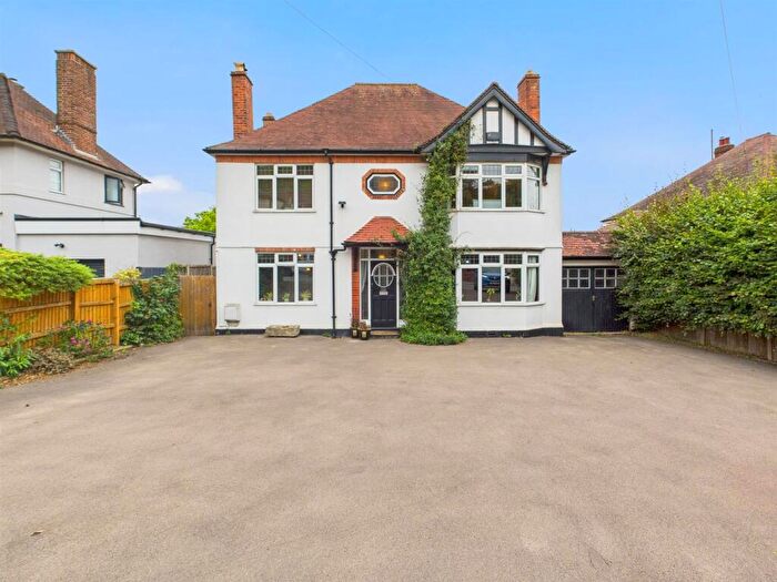 5 Bedroom Detached House For Sale In Stroud Road, Tuffley, Gloucester, GL4