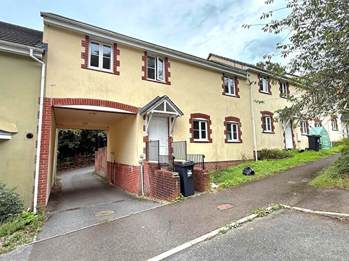 2 Bedroom Detached House For Sale In Kensey Valley Meadow, Launceston, PL15