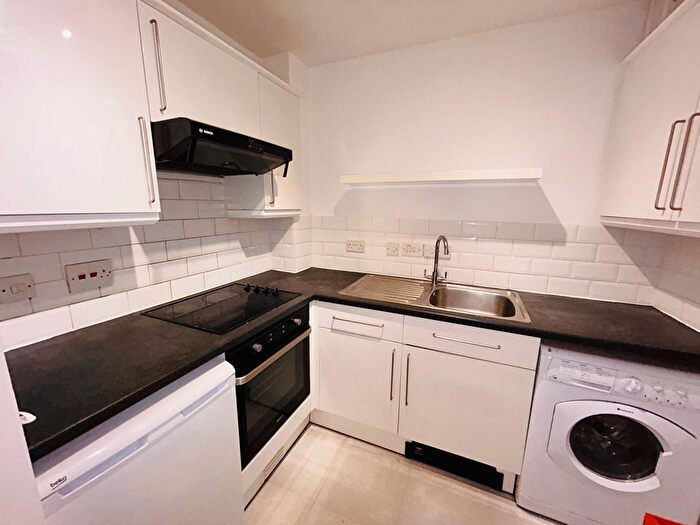 1 Bedroom Flat To Rent In Lancastria Mews, Boyndon Road, Maidenhead, SL6
