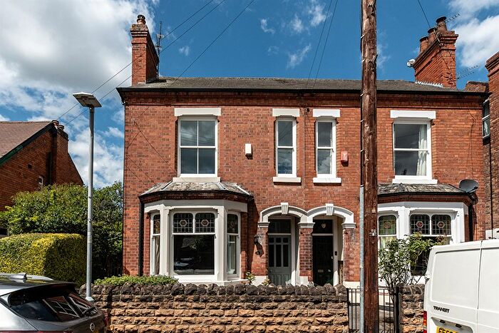 5 Bedroom Semi-Detached House To Rent In North Road, West Bridgford, Nottingham, NG2