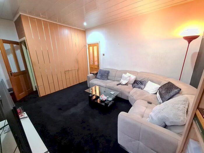 3 Bedroom Terraced House To Rent In Goldfinch Street, Preston, PR1