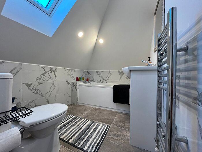 2 Bedroom Bungalow To Rent In Birchwood Gardens, Blackpool, Lancashire, FY4